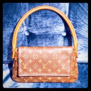 **SOLD** Louis Vuitton Mini Looping Shoulder Bag